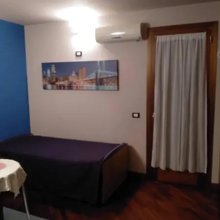 Small With Terrace Фонтанафредда